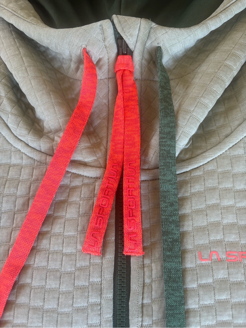L - La Sportiva full-zip Method Hoodie - Picture 4 of 15